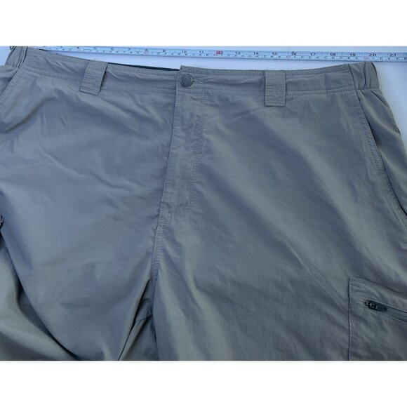 COLUMBIA Mens Cargo Shorts Khaki Nylon 42” 10L XL - Picture 7 of 7